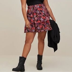 Torrid Moody Metallic Floral Ruffle Tiered Lined Pull On Mini Skirt Size 3X